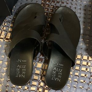 Black Naturalizer Slide Sandals Sz 8